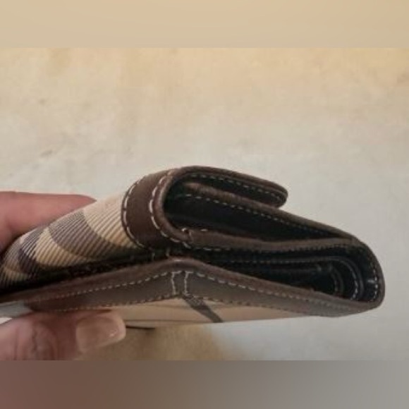 Burberry Blue Label Small Folding Wallet-6 Card Slots White Plaid Brown Leather - Picture 8 of 14